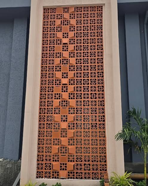 Ubicación de Paredes de Terracota para enfriamiento